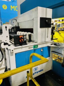 Prensa de estampación Mossini PDM-4B-1000 - 1000 ton (ID:76398) - Dabrox.com