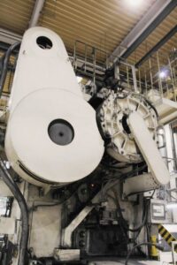 Prensa de forja Komatsu CAH1600 - 1600 ton (ID:75656) - Dabrox.com