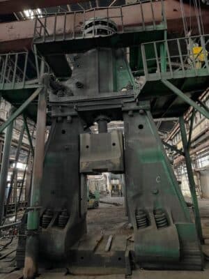 Martillo de forja NKMZ Kramatorsk M2152 - 16 ton (Foto 4)