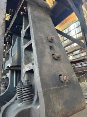 Martillo de forja NKMZ Kramatorsk M2152 - 16 ton (Foto 1)