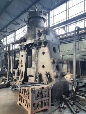Martillo de forja Huta Zygmunt MPM 16000 - 17500 kg·m (Foto 4)
