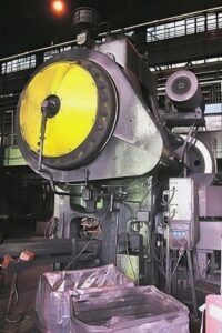 Prensa de forja Massey - 1800 ton