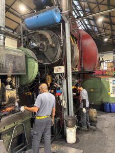 Prensa de forja Eumuco SP 100 - 1000 ton (ID:76338) - Dabrox.com