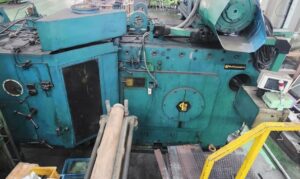 Prensa de extrusión en frío Peltzer & Ehlers GB-4 S - 450 ton (ID:76341) - Dabrox.com