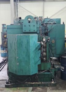 Prensa de extrusión en frío Peltzer & Ehlers GB-4 S - 450 ton (ID:76341) - Dabrox.com