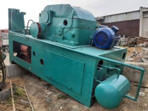 Prensa de extrusión en frío Barnaul K0036 - 400 ton (ID:76345) - Dabrox.com