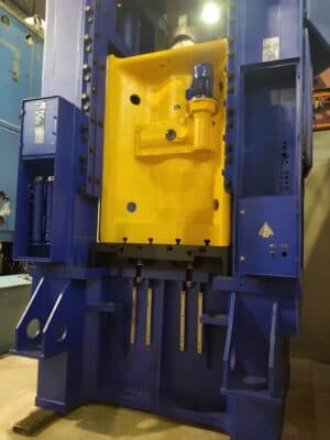 Prensa de recorte TMP Voronezh KA9540 - 1000 ton (Foto 3)