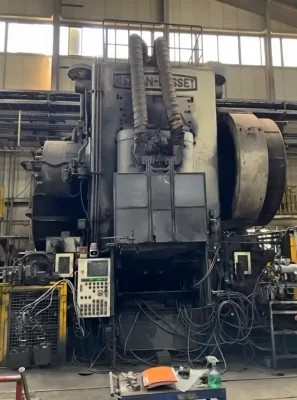 Prensa de forja en caliente Nittan Massey MHFP-2800 - 2800 ton (Foto 1)