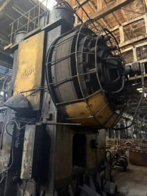 Prensa de forja en caliente TMP Voronezh KB8042 - 1600 ton (Foto 3)