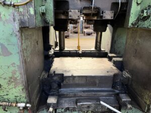 Prensa de forja Clearing EF11600 - 1600 ton (ID:76254) - Dabrox.com