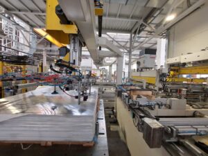 Prensa de estampación Aida DSF-TE4-20000-730-250 - 2000 ton (ID:76378) - Dabrox.com