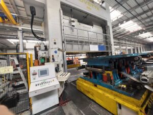 Prensa de estampación Aida S4-20000/5500x2500/LD-ET3 - 2000 ton (ID:76379) - Dabrox.com