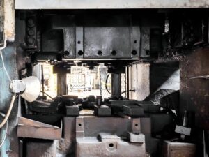 Prensa de forja Smeral LZK 1600 - 1600 ton (ID:76394) - Dabrox.com