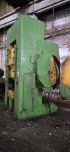 Prensa de rodillera Barnaul K8340 - 1000 ton (ID:76368) - Dabrox.com