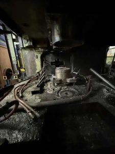 Prensa de forja Nittan Massey MHFP-2800LW - 2800 ton (ID:76411) - Dabrox.com