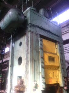 Prensa de rodillera TMP Voronezh K8344 - 2500 ton (ID:S78571) - Dabrox.com