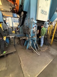 Prensa de forja TMP Voronezh К04.038.842 - 1600 ton (ID:76417) - Dabrox.com