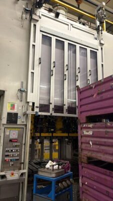 Prensa de estampación Muller Weingarten HU 2-250 - 250 ton (Foto 1)