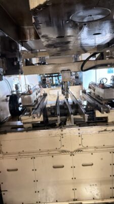 Prensa de estampación Krupp PST 620 - 620 ton (Foto 2)