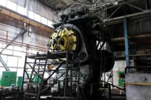 Prensa de forja TMP Voronezh K8544 - 2500 ton (ID:S79264) - Dabrox.com