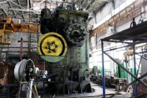 Prensa de forja TMP Voronezh K8544 - 2500 ton (ID:S79264) - Dabrox.com