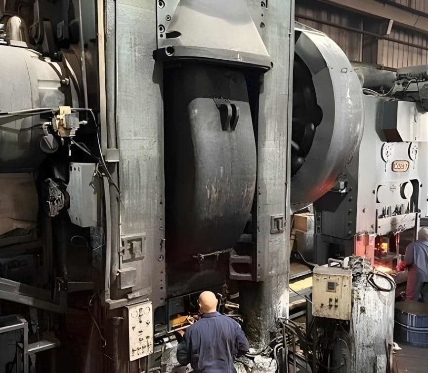 Prensa de estampación en caliente Massey 2800 - 2800 ton