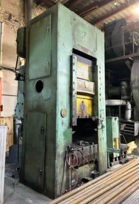 Prensa de rodilla Barnaul K8342 - 1600 ton (Foto 4)