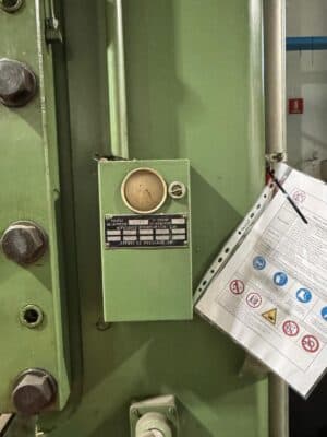 Prensa de rodilla Barnaul K8340 - 1000 ton (Foto 12)