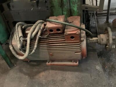 Prensa de estampación en caliente Smeral LZK 1000 - 1000 ton (Foto 3)