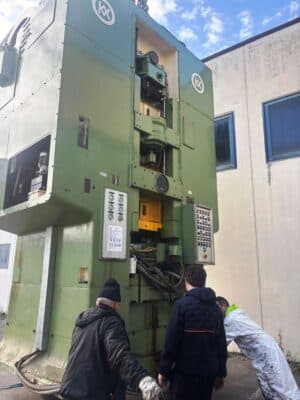 Prensa de rodilla Kieserling KKPR 2000/1000 - 2000 ton (Foto 9)