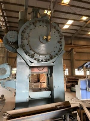 Prensa de estampación en caliente Smeral LZK 1000 - 1000 ton (Foto 1)