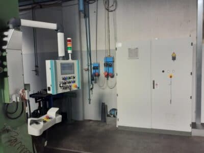 Prensa de rodilla Smeral LLK 2000 - 2000 ton (Foto 3)