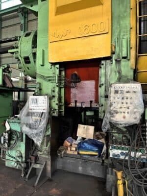 Prensa de estampación en caliente TMP Voronezh KG8042 - 1600 ton (Foto 2)