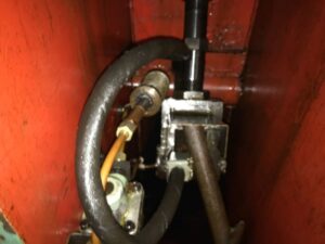 Prensa de rodillera Barnaul KD8334 - 250 ton (ID:75834) - Dabrox.com