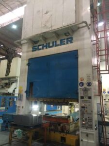 Prensa de estampación Schuler - 400 ton