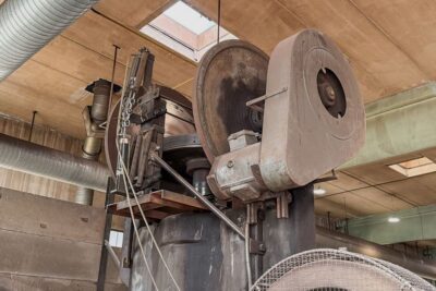 Prensa de husillo Berrenberg RSPe 230/300 - 300 ton (Foto 2)