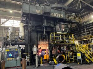 Prensa de tornillo Weingarten - 6400 ton