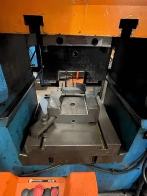 Prensa de rodilla Barnaul KB8336 - 400 ton (Foto 5)