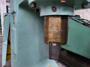 Martillo de forja Astrakhan MA4132 - 160 ton (ID:S89302) - Dabrox.com
