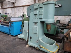 Martillo de forja Astrakhan - 160 ton