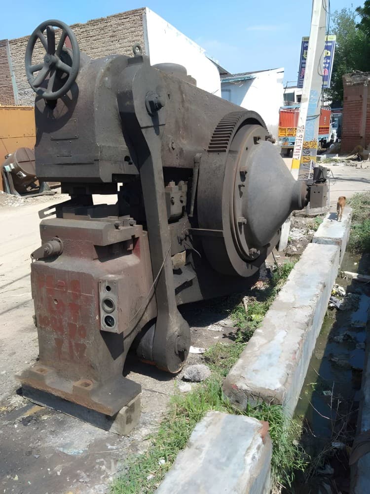 Máquina horizontal de recalcado Eumuco SMZ 20 - 200 ton