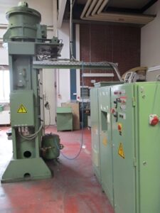 Prensa de tornillo Weingarten PA 140 - 320 ton (ID:S89421) - Dabrox.com