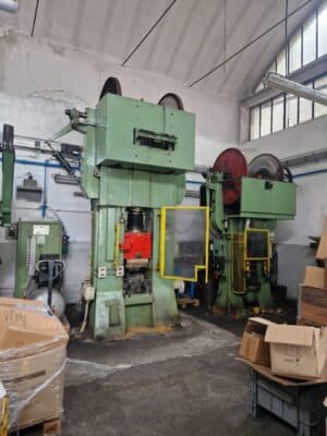 Prensa de husillo Vaccari BF/9P - 320 ton ID: 76475