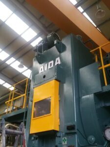 Prensa de forja en frío Aida - 630 ton