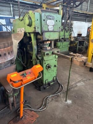 Máquina horizontal de recalcado Eumuco SMZE 8 - 80 ton (Foto 5)