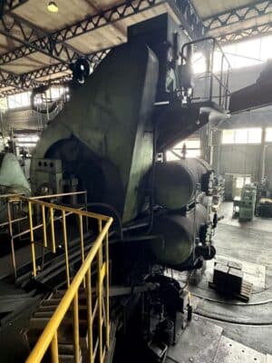 Prensa de estampación en caliente Sumitomo FP1600 - 1600 ton (Foto 5)