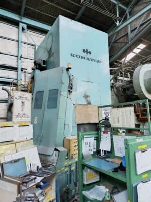 Prensa de forja en frío Komatsu L1C 800 - 800 ton (Foto 3)