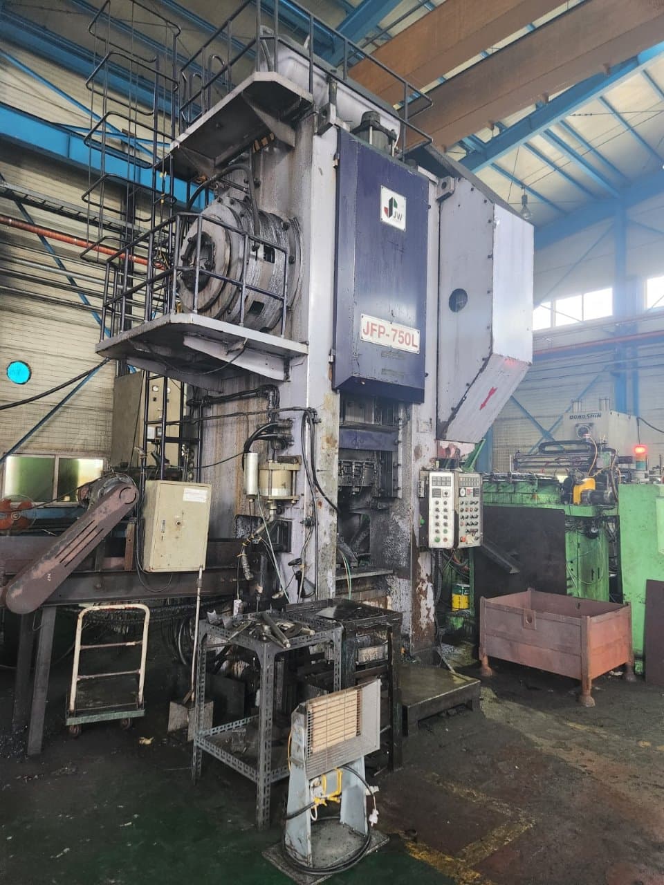 Prensa de estampación en caliente Jaewoo JFP 750 - 750 ton