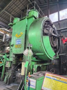 Prensa de forja TMP Voronezh KB8042 - 1600 ton (ID:S89615) - Dabrox.com