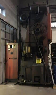 Prensa de estampación en caliente Farina GAS 400 - 400 ton (Foto 1)